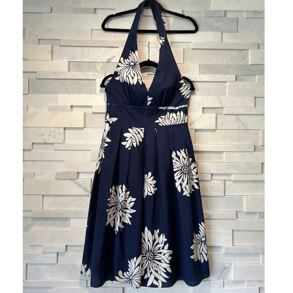 ADRIANNA PAPELL Halter Midi Dress Bold Floral Navy White 8 Feminine Flounce - Picture 1 of 6